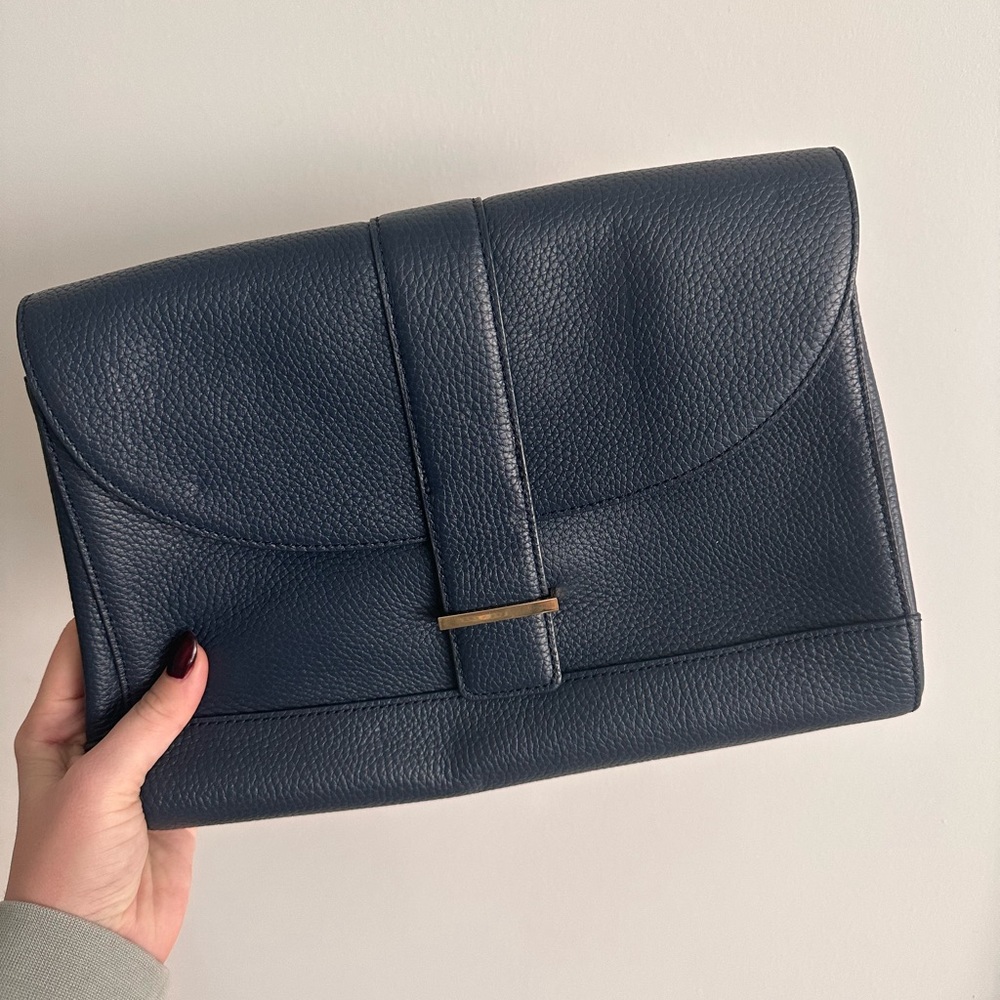 NWOT Neely and Chloe Large Navy Leather Clutch